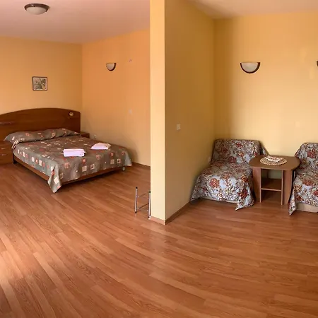 Sea Square Balchik