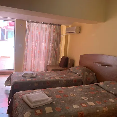 Sea Square Hotel 2*